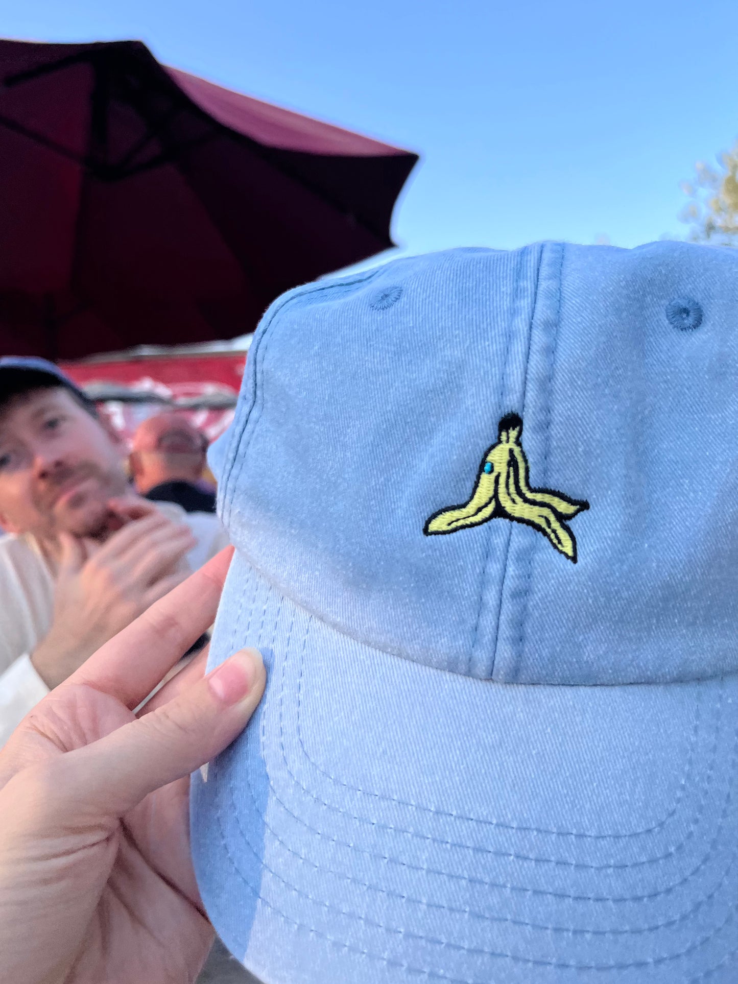 SLIPPY BANANA SKIN CAP