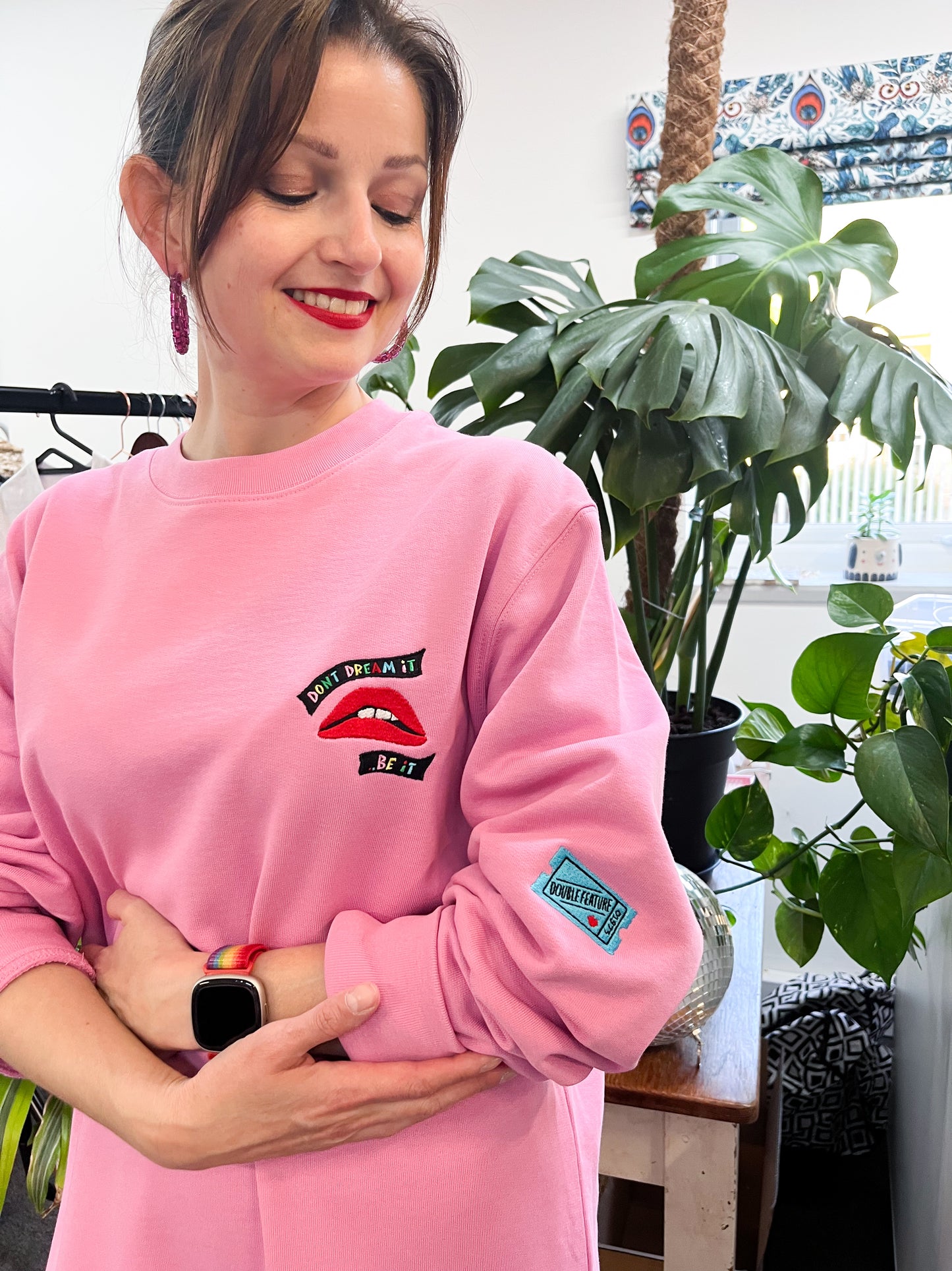 DON'T DREAM IT SWEATER