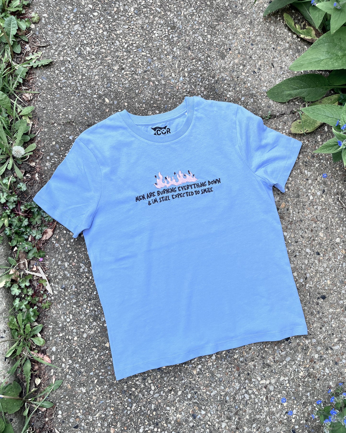 STILL SMILING SHORTY TEE