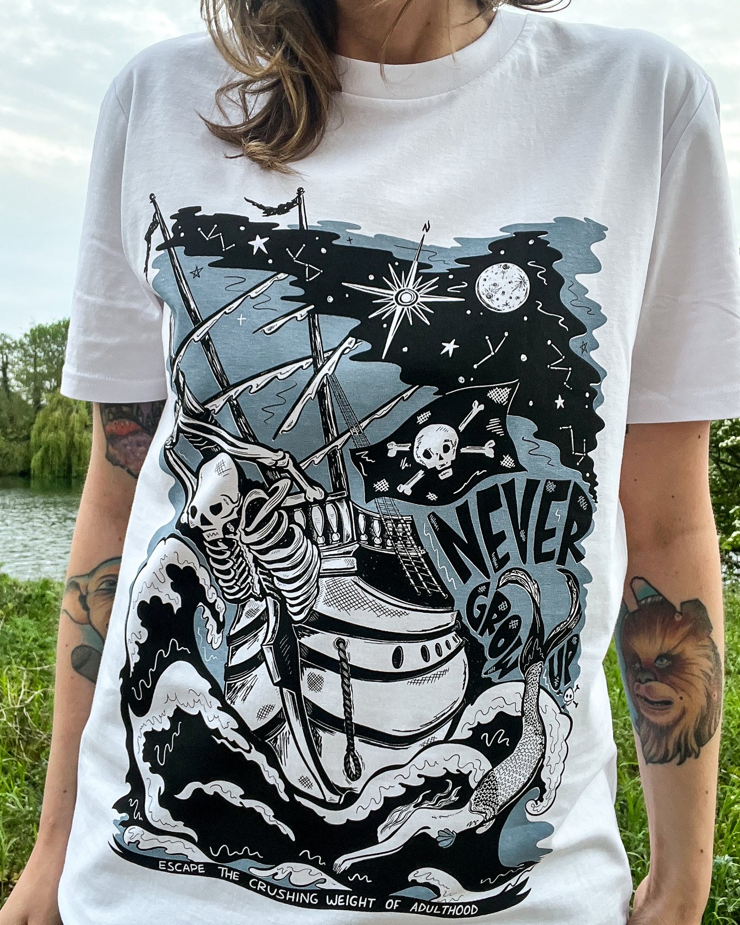 NEVER GROW UP T-SHIRT *2 COLOUR SPECIAL*