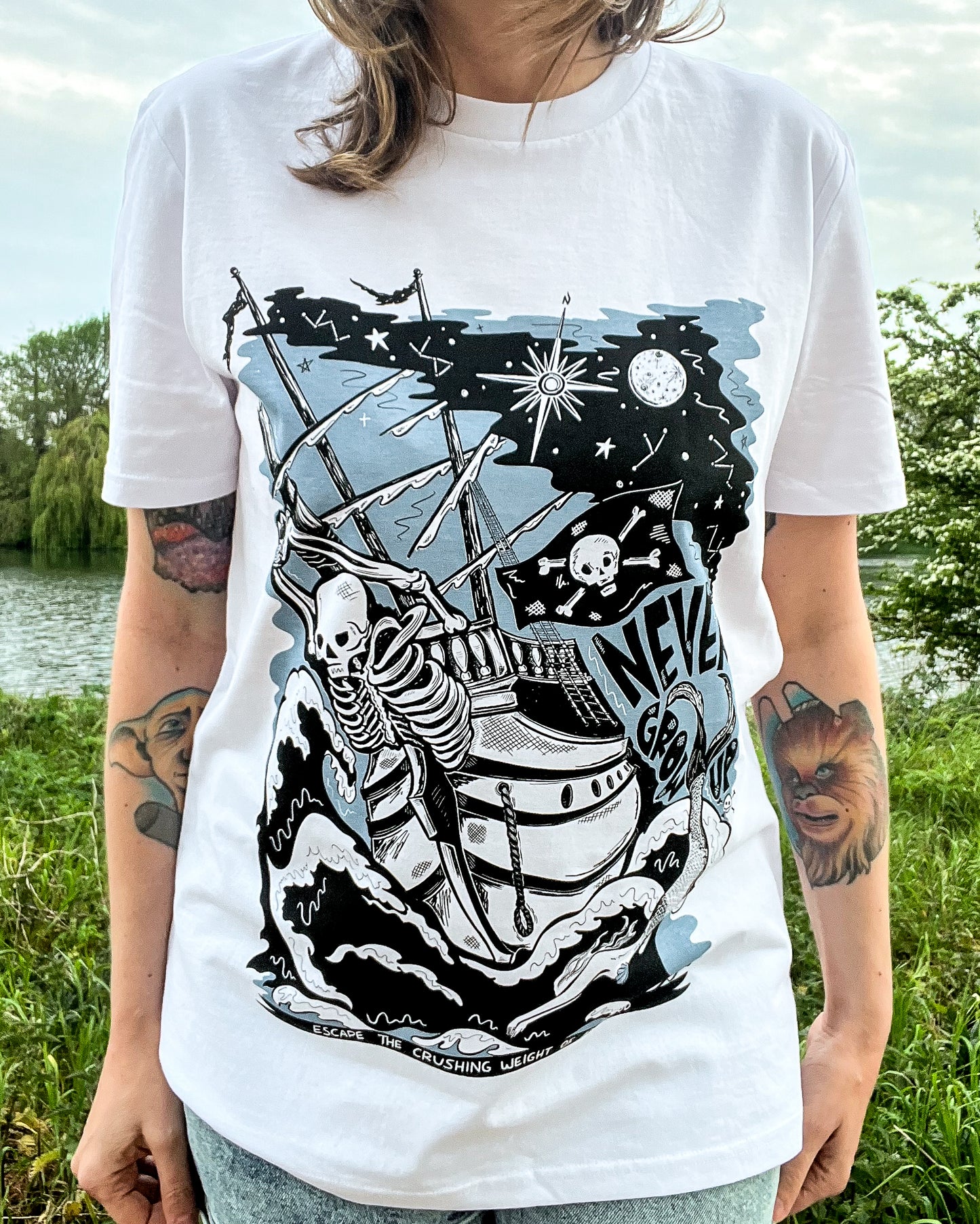 NEVER GROW UP T-SHIRT *2 COLOUR SPECIAL*